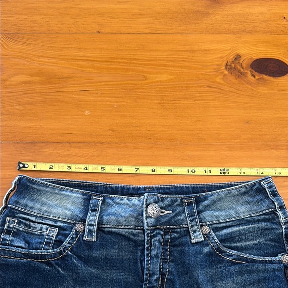 Silver Jeans Suki Mid Shorts - Picture 9 of 11